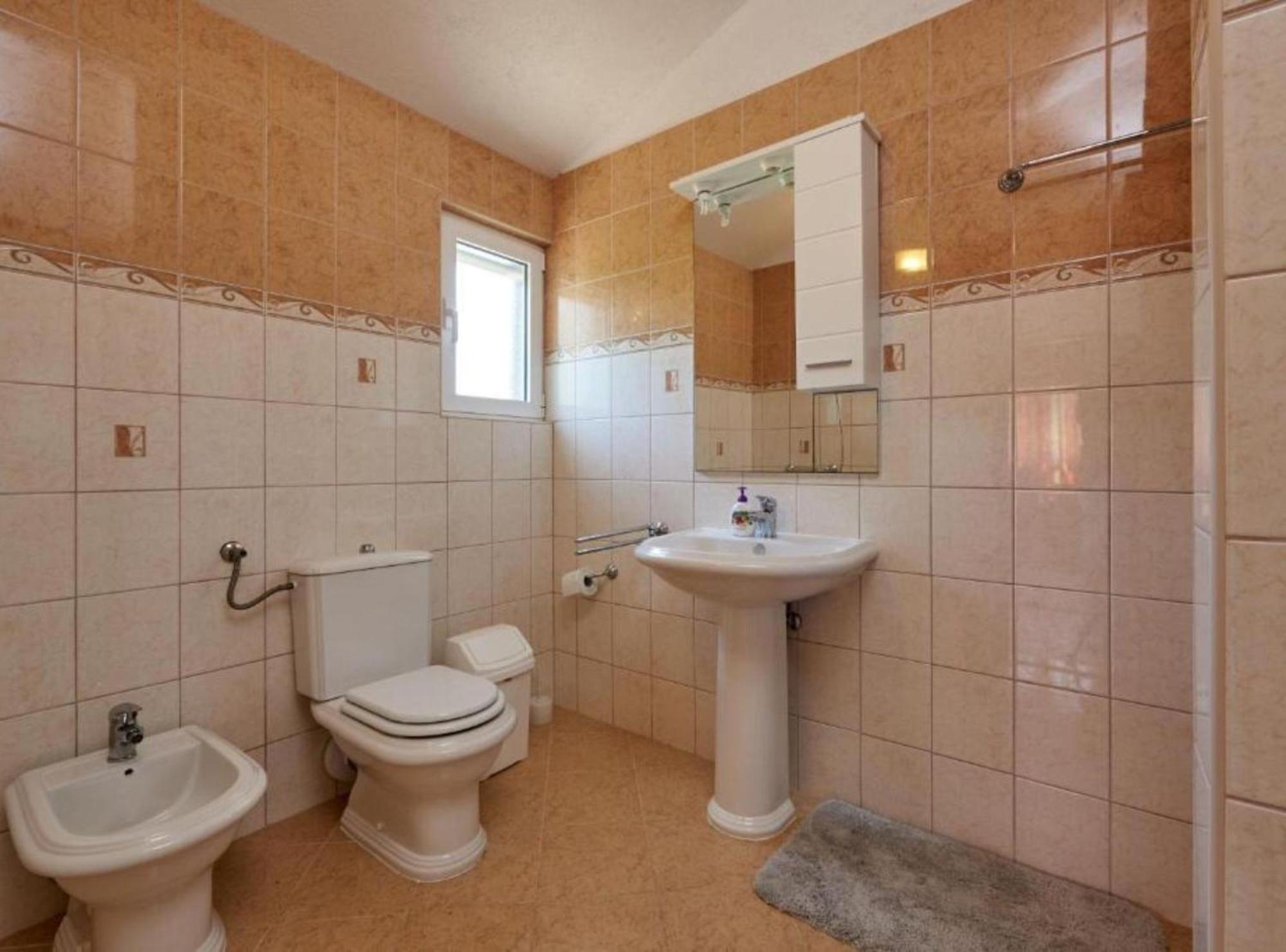 Krknjasi Hotell Veliki Drvenik Exteriör bild